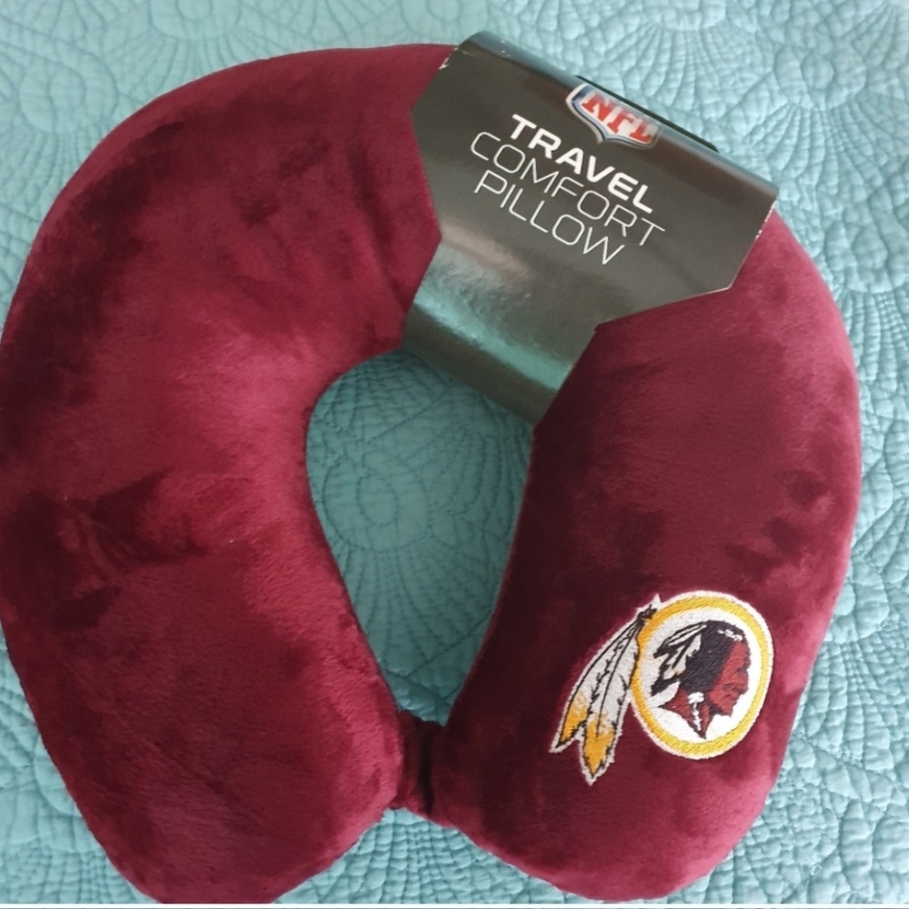 Red skins rmtravel pillows last one
